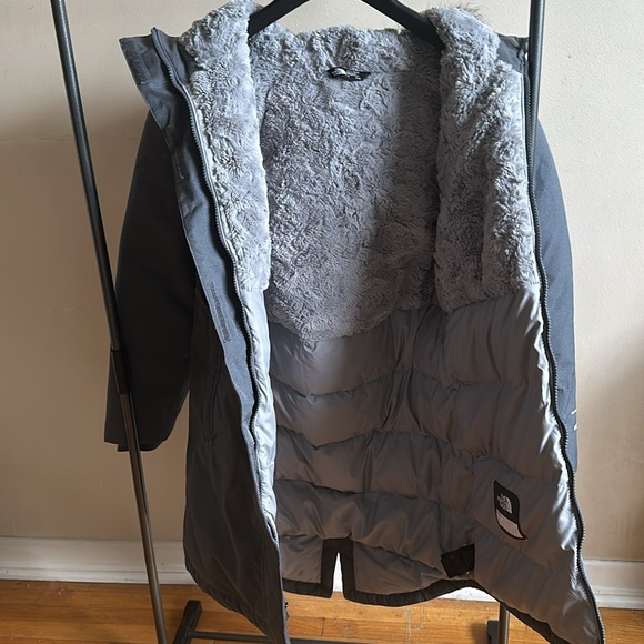 The North Face Arctic Down jacket 14-16 - Picture 6 of 13